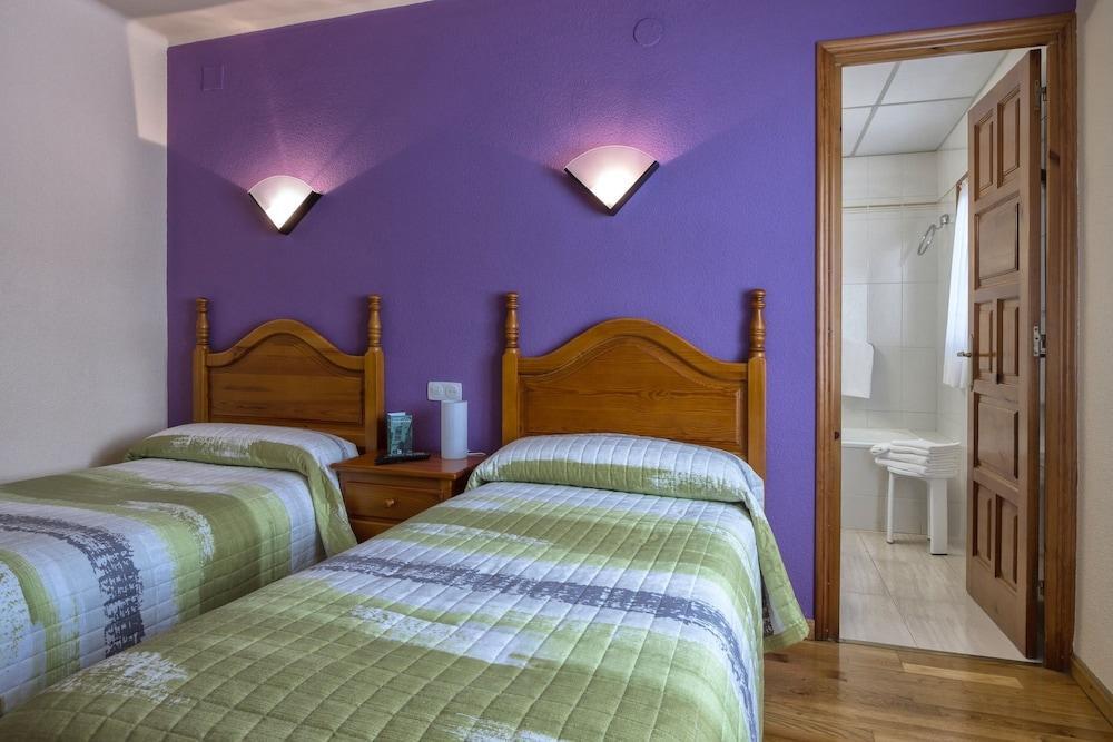 Hotel Farre D'Avall Баруера Екстериор снимка