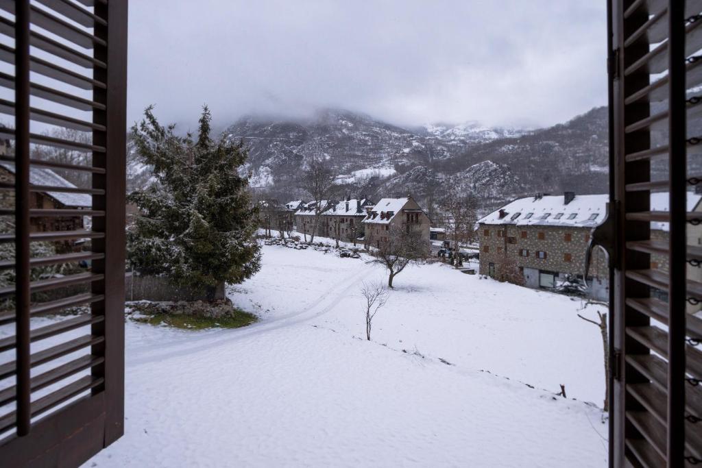 Hotel Farre D'Avall Баруера Екстериор снимка